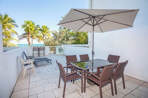 Terrace/patio - Girasole Suites (Miami Beach)