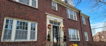 Country Club 2Bdrm Condo - Sheridan Blvd!