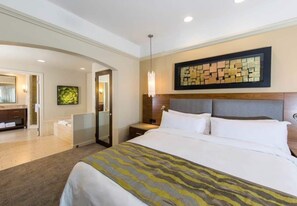 2 bedrooms, desk, travel crib, free WiFi