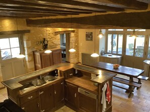 Dining - CHARMING LONGERE TRADITIONNELLE DU PERCHE IN A FARMHOUSE WITH POOL (Rémalard-en-Perche)