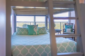 3 chambres, accès au Wi-Fi (inclus), literie fournie