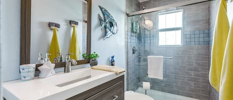 Articles de toilette gratuits, serviettes fournies