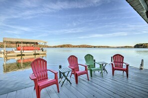 Terrace/patio - Lake Hartwell Home w/ Private Dock & Hot Tub! (Lavonia)