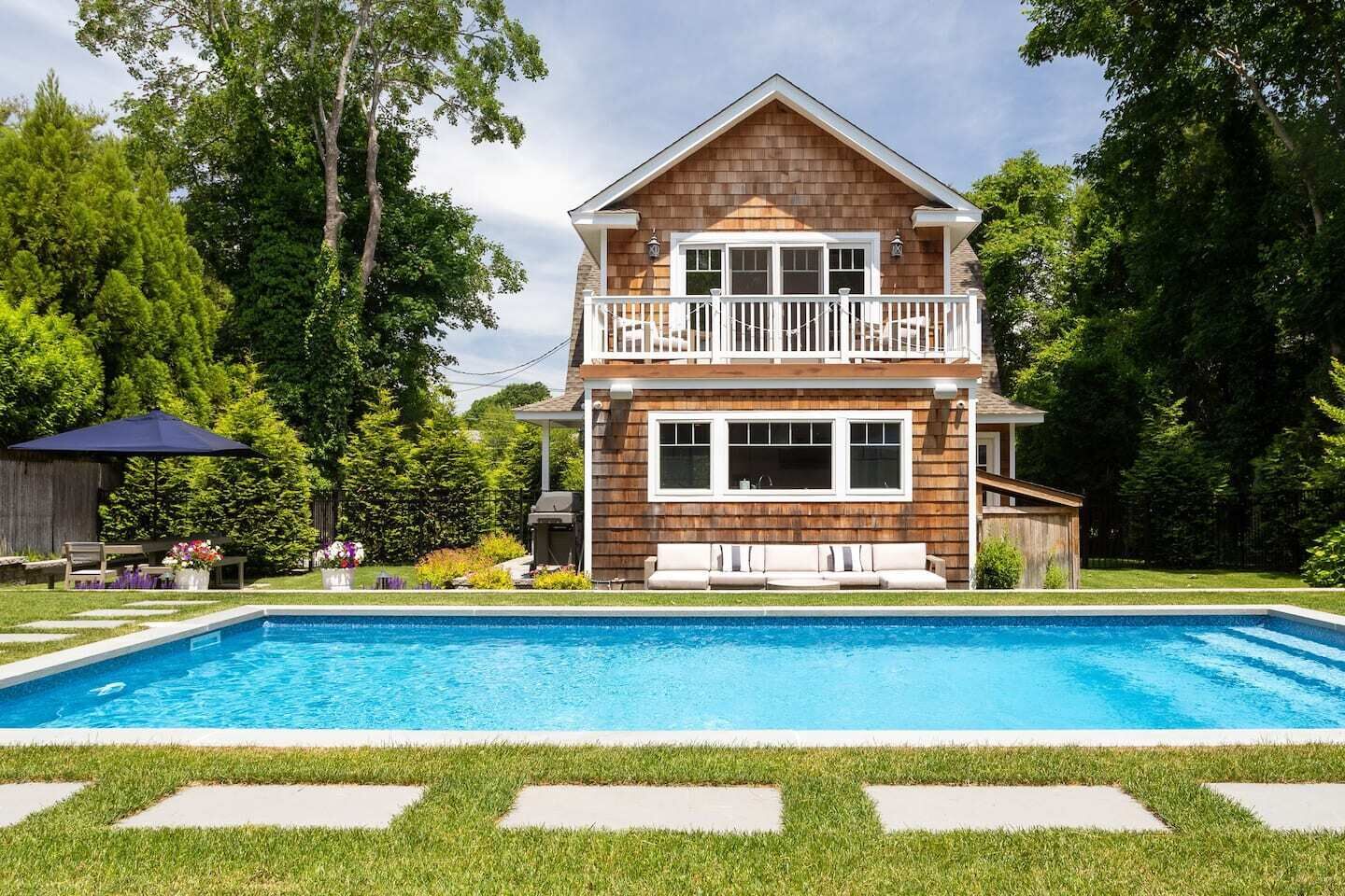 New East Hampton Village South-of-Hwy w/ Pool & Full Cottage