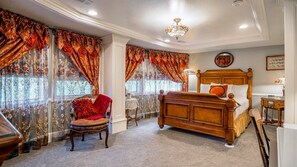 Tiffany Suite | 埃及棉床单、高档床上用品、特色装修、特色家居