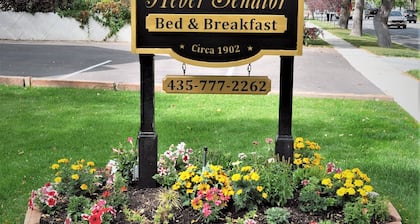 Heber Senator Bed and Breakfast
