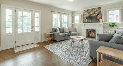 Crescent Cottage | Close to Crabtree Farms Venue + Downtown Chattanooga!! | 3 Bed, 2 Bath