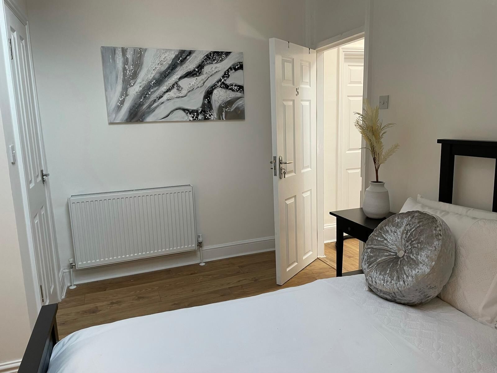 Foto - CityStays Rooms with Free Parking