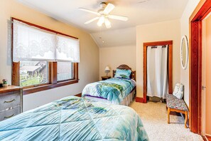 3 Schlafzimmer, Schreibtisch, Bügeleisen/Bügelbrett, Internetzugang