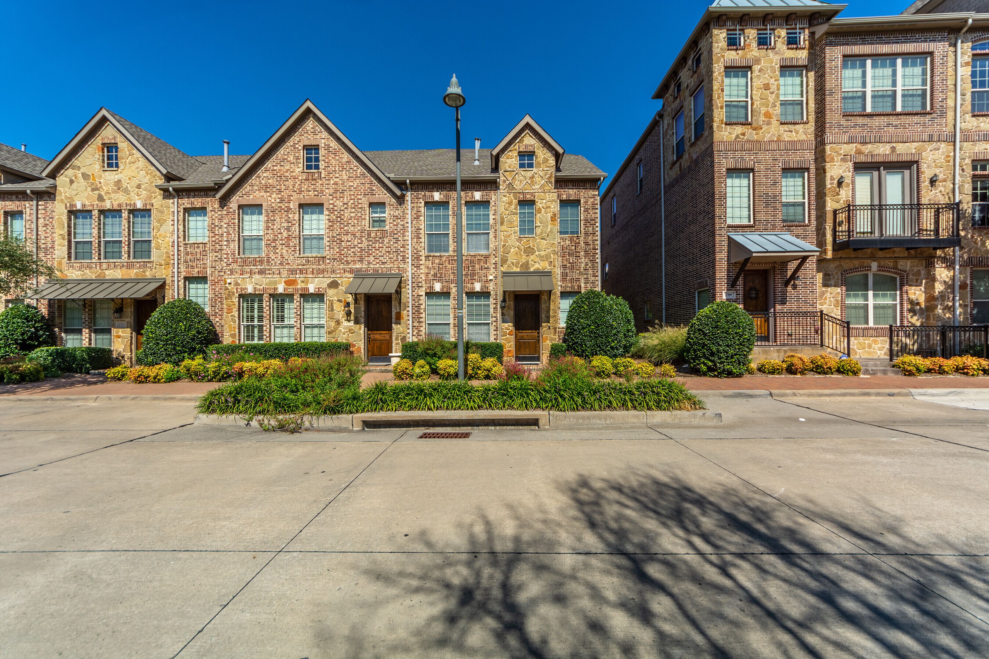 Luxury SMART Townhome at Shops @Legacy