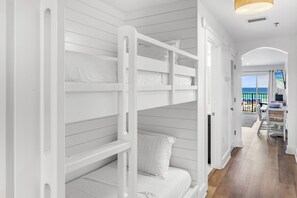 1 bedroom, iron/ironing board, free WiFi, bed sheets - Windancer 203. Gulf Front, Free Beach Service, Emerald Water, Pool, Grill. (Miramar Beach)
