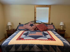 2 bedrooms, iron/ironing board, travel cot, free WiFi