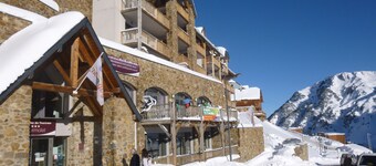 Appartement Confortable à 50m des Pistes | Wi-Fi