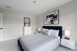 3 Schlafzimmer, Bügeleisen/Bügelbrett, Reisekinderbett, WLAN