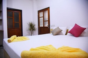 8 Schlafzimmer, Bügeleisen/Bügelbrett, kostenloses WLAN, Bettwäsche