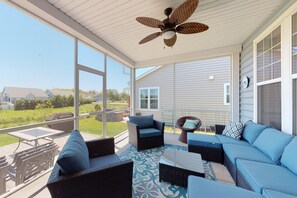 Terrace/patio - Millville by the sea home w/ shared pool, WiFi, central AC, W/D, & gas fireplace (Millville)