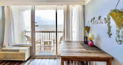 Sixth-floor, oceanfront studio with fitness center