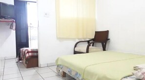 2 quartos, escrivaninha, Wi-Fi de cortesia, roupa de cama