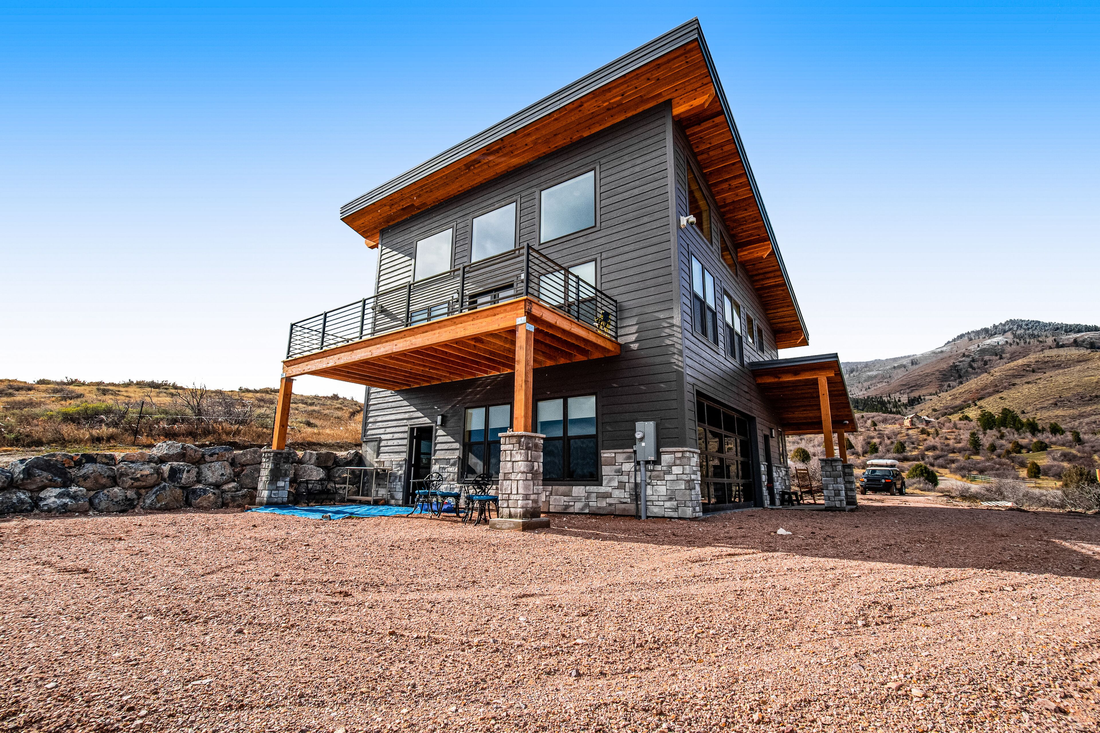 Brand New Retreat W/ Stunning Lake Views, Furnished Deck, Game Room & Loft