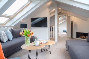 Uklassifisert bilde, 3 av 52, knapp