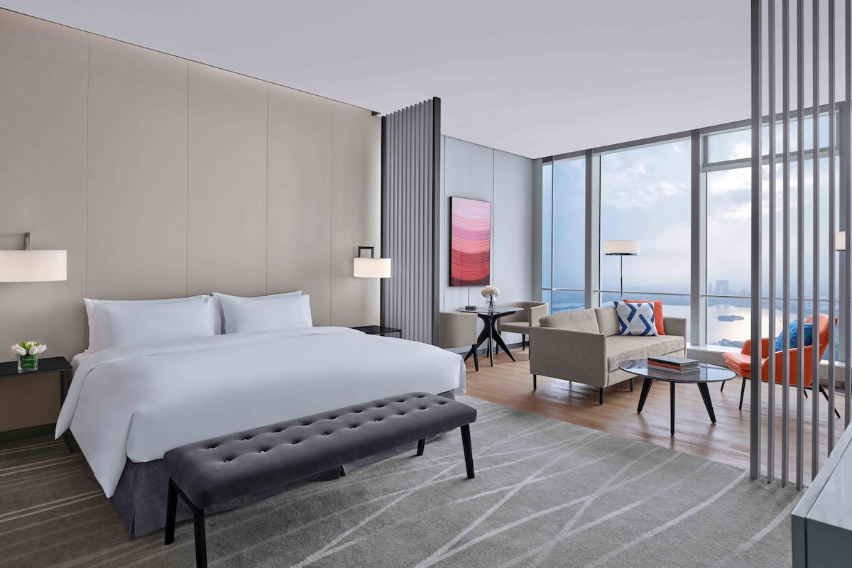 Deluxe Room, 1 Queen Bed, Lake View (N3) | 1 bedroom, premium bedding, minibar, desk