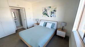 2 bedrooms, Internet