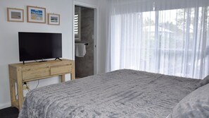 3 chambres, lit parapluie, accès Internet, draps fournis