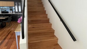 Interior - Landwin Gardens 1 - walk to the beach (SOUTH WEST ROCKS)