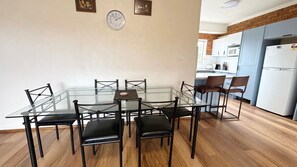 Dining - Woody Wonder Unit 2 - South West Rocks (SOUTH WEST ROCKS)