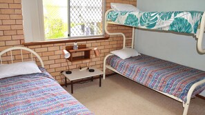 2 bedrooms