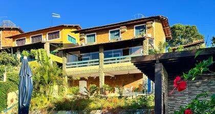 Cantinho da Paz your rest guaranteed: swimming pool, barbecue and free Wi-Fi