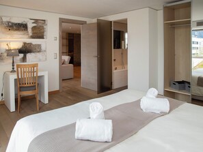 2 soverom, skrivebord, strykejern/-brett og wi-fi