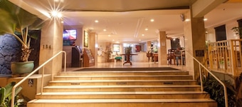 King Bed Suite at Waikiki Grand Hotel® - Just steps away from Waikiki Beach -604