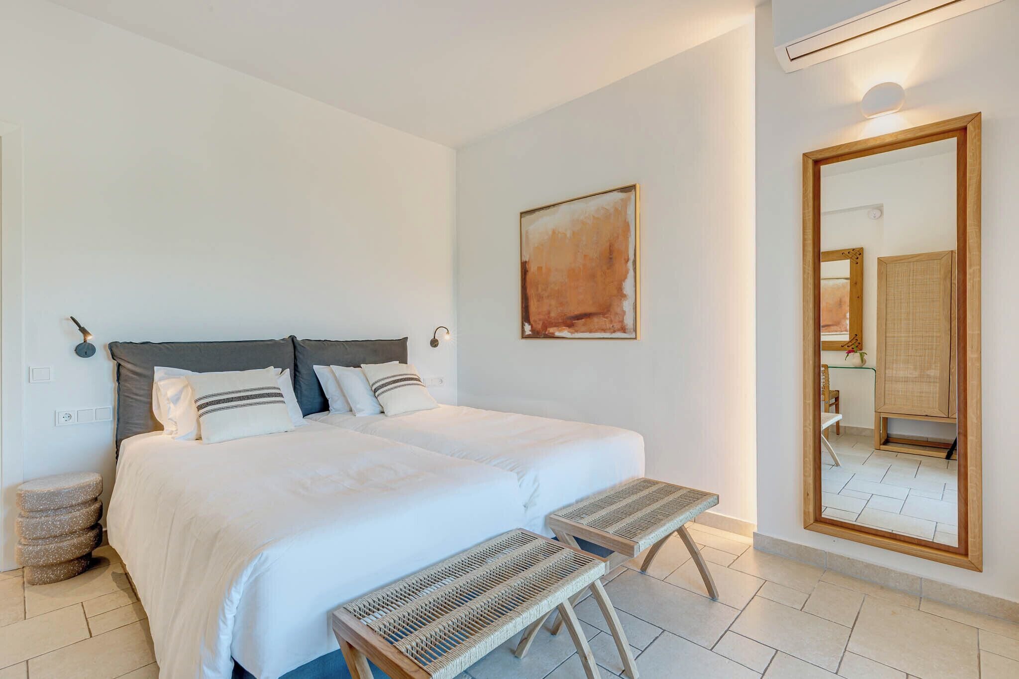 3 bedrooms, premium bedding, individually decorated