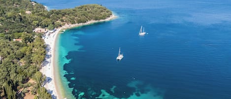 Beach nearby, beach towels, snorkeling, water skiing