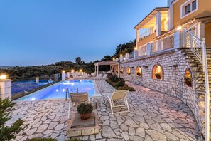 Family Villa, Private Bathroom, Sea View (Villa Maria) | Garden