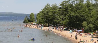 NEW Lakefront Escape Private Dock & Lake Views