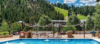 Founders Pointe 4355 Ski In Ski Out  Winter Park