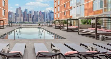 5 Million Dollar NYC waterfront Penthouse Duplex w/Pooltable