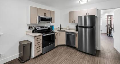 Beautiful Ski-in/ski-out Condo Located On The Eagle Point Resort! 1 Bedroom Condo by RedAwning