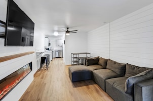 Condo, 1 Bedroom | Living area | Smart TV