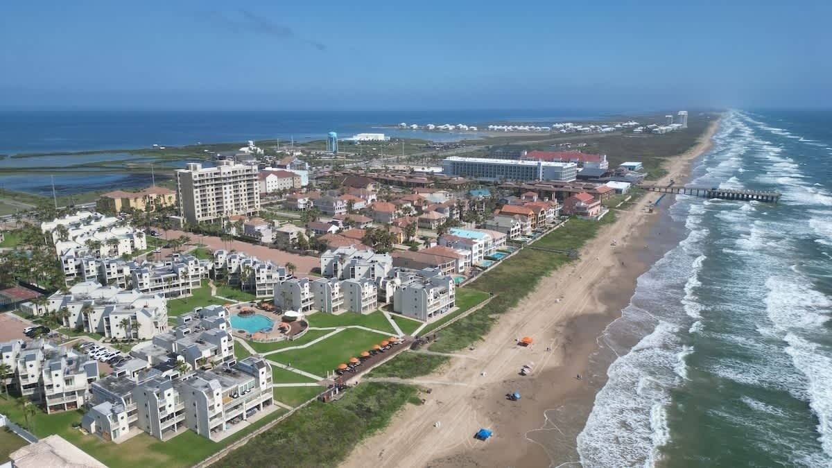 ชายหาด