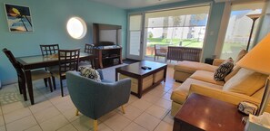 Apartment, 2 Schlafzimmer | Wohnbereich