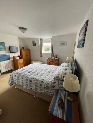 Double Room, Ensuite (Room 2, 1st Floor) - Seascape (Weymouth)