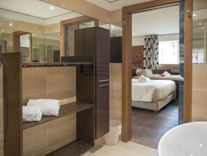 2 chambres, fer et planche à repasser, Wi-Fi