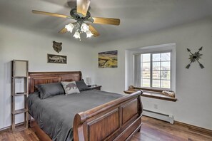2 habitaciones, tabla de planchar con plancha, cuna de viaje y internet 