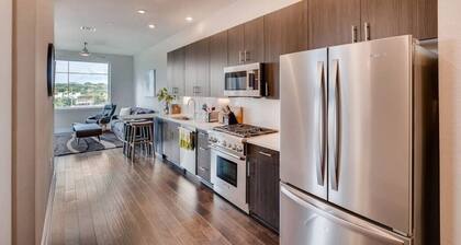 Capitol View Condos | Downtown Austin - Lone Star
