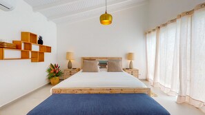 3 soverom, safe på rommet, strykejern/-brett og wi-fi (inkludert)