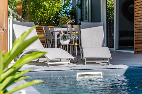 Outdoor dining - VILLA ALDEBARAN with Swimming Pool and 2 Parental Suites (Petit-Bourg)