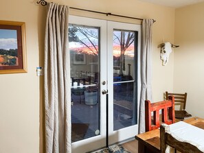 Dining - Bright and Sunny Casa Christina-Pet Friendly-Has A/C (Santa Fe)